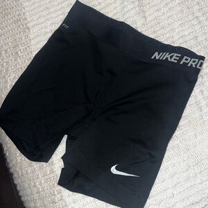Women’s Nike Pro Dri-Fit Spandex - Size Medium
